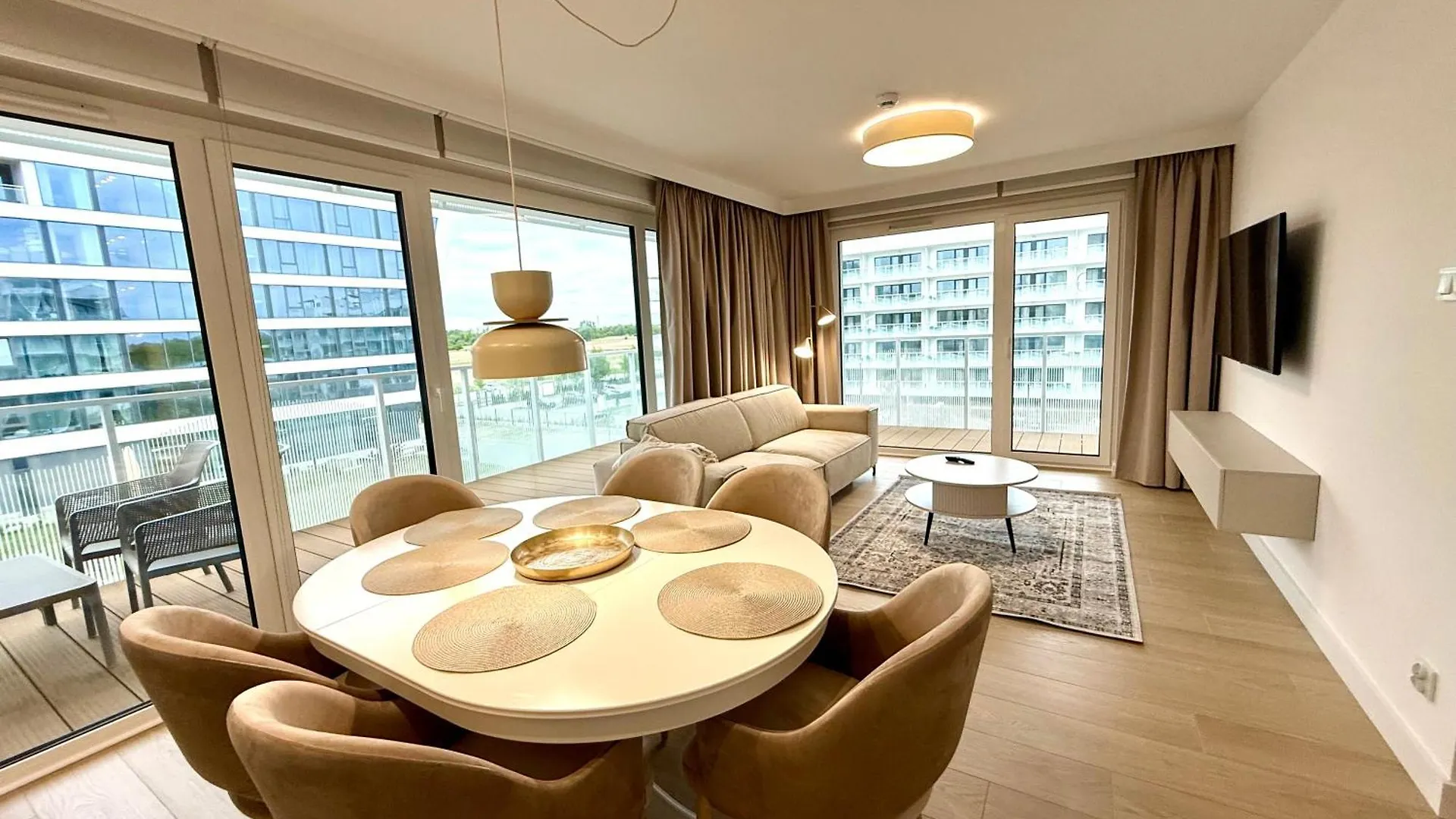 Lazar Apartamenty Polanki Aqua Kolobrzeg
